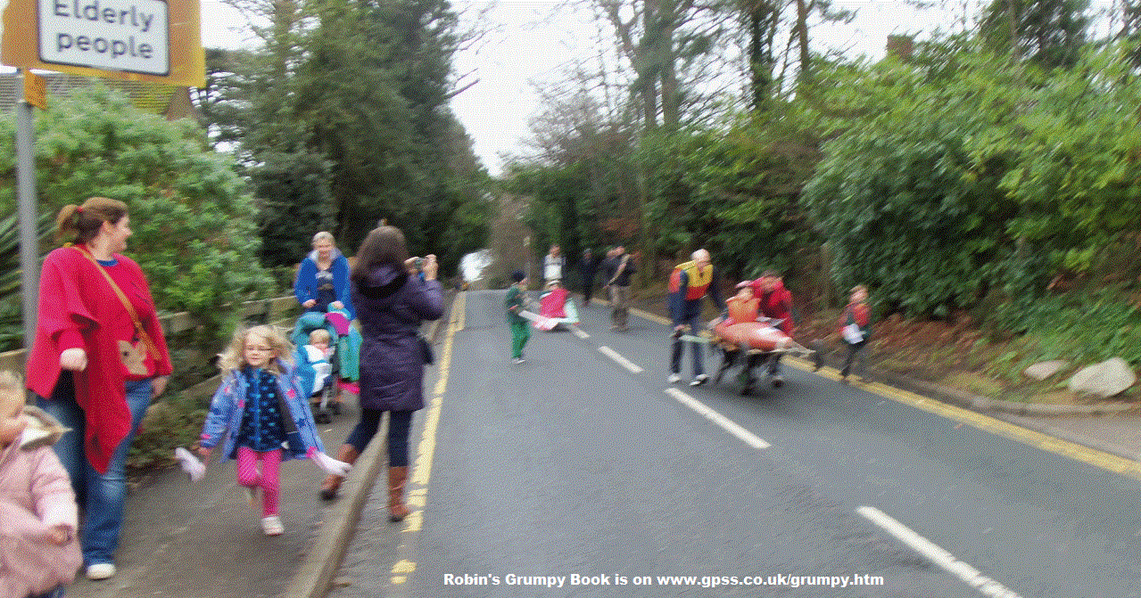 Sunninghill Wheelbarrow Race